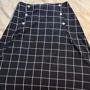 BloomChic Grid Pattern A-Line Skirt